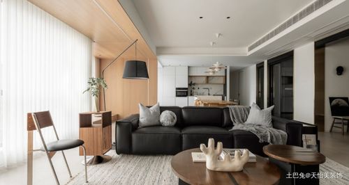 128㎡現(xiàn)代簡約三居橫廳設計賞析 通透格局與細膩質(zhì)感的生活美學